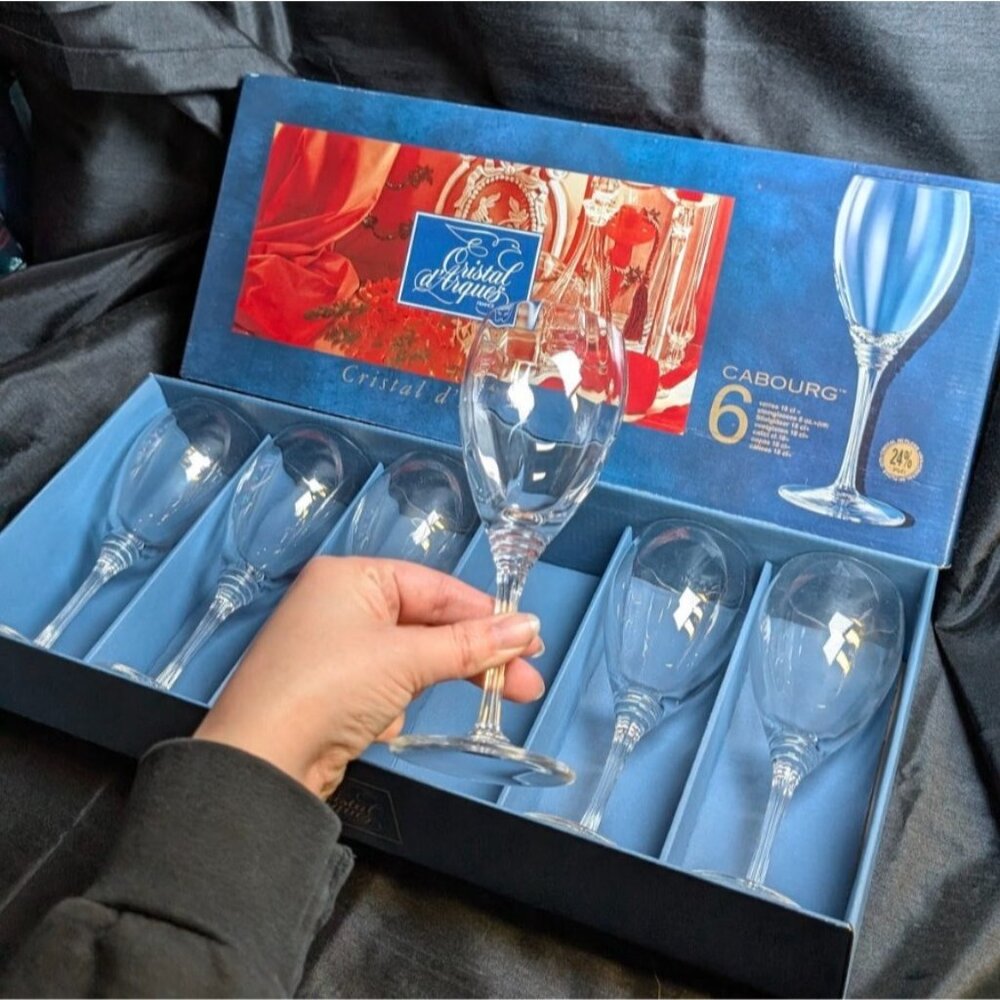 6 vintage Cristal D'arques box of six large red wine glasses 6 ounce - new